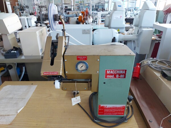 30#7419 Macchine per cucire in vendita - foto 1