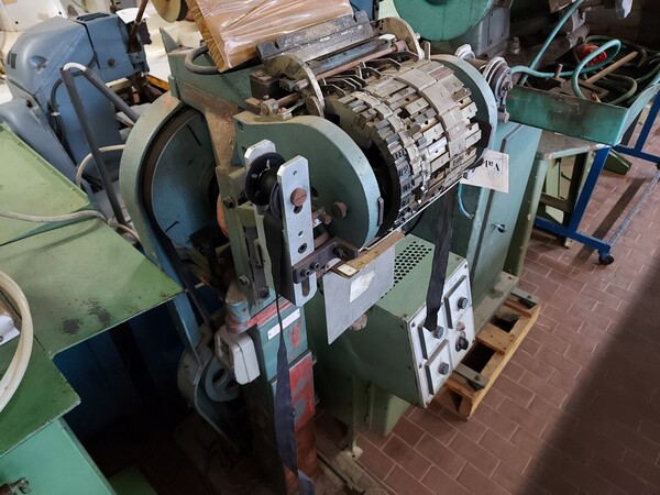 32#7419 Macchine per cucire in vendita - foto 3