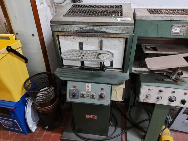 32#7419 Macchine per cucire in vendita - foto 12