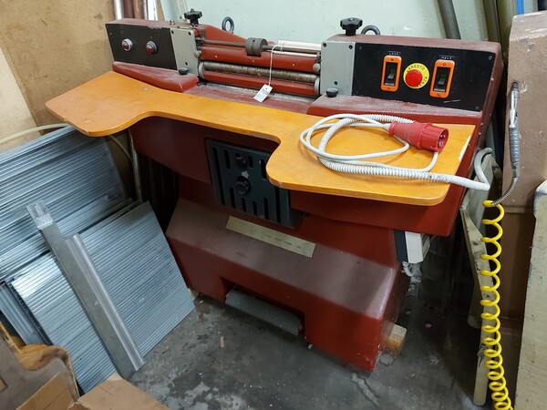 33#7419 Macchine per cucire e varie in vendita - foto 5