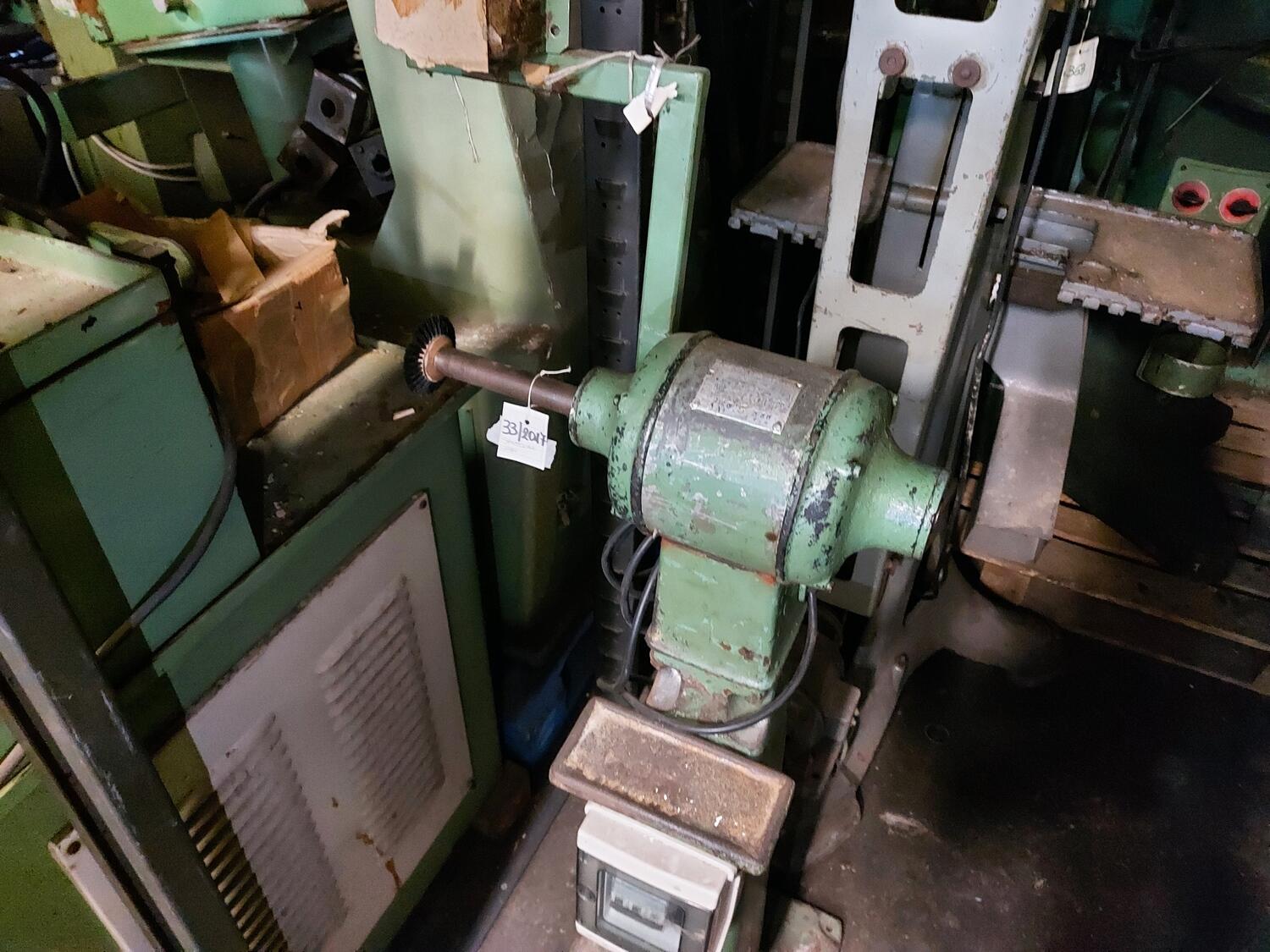 Lot Sewing and Footwear Machines