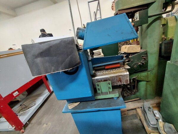 Macchine per cucire in vendita