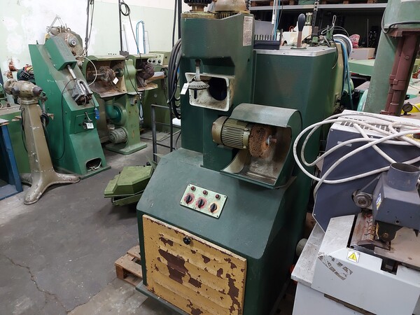 41#7419 Macchine per calzatura in vendita - foto 7