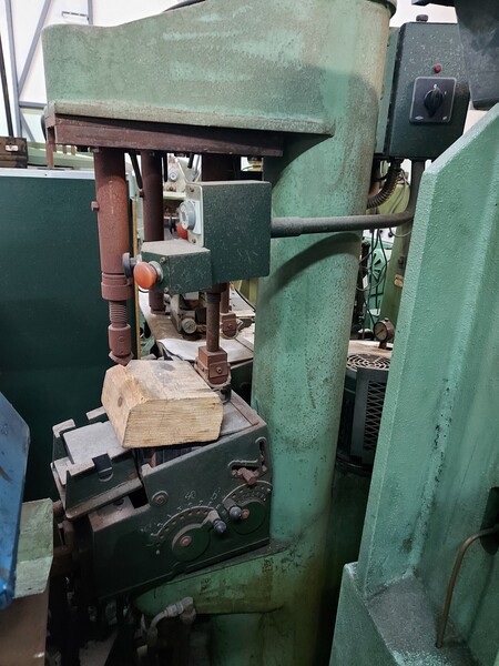 43#7419 Macchine per calzatura e pelletteria in vendita - foto 2