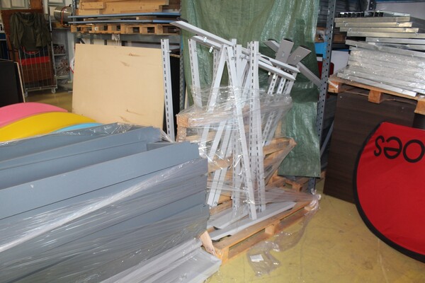 2#7420 Scaffalatura e carrelli in vendita - foto 3