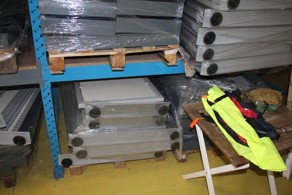 2#7420 Scaffalatura e carrelli in vendita - foto 13