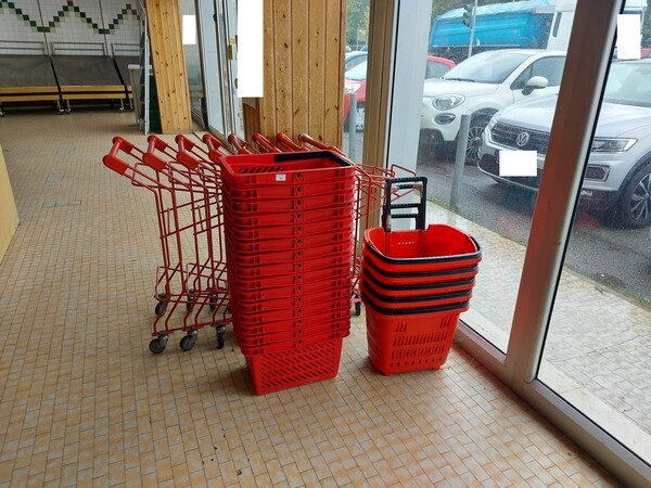 1#7421 Arredo e attrezzature da supermercato in vendita - foto 59