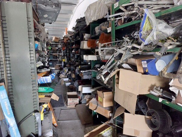 1#7426 Attrezzature e arredi per officina elettrauto in vendita - foto 17