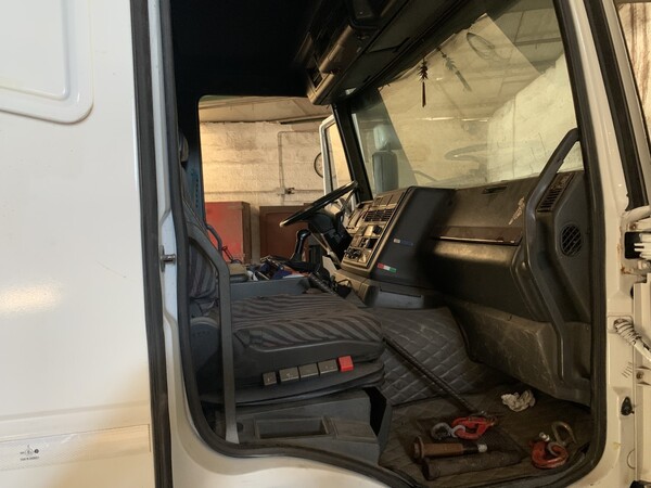 19#7431 Autocarr Iveco EuroCargo con gru idraulica Fassi in vendita - foto 5