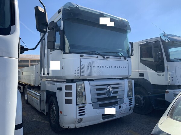 Autocarri in vendita