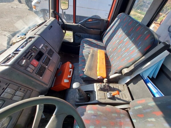 1#7439 Autocarro Iveco in vendita - foto 11