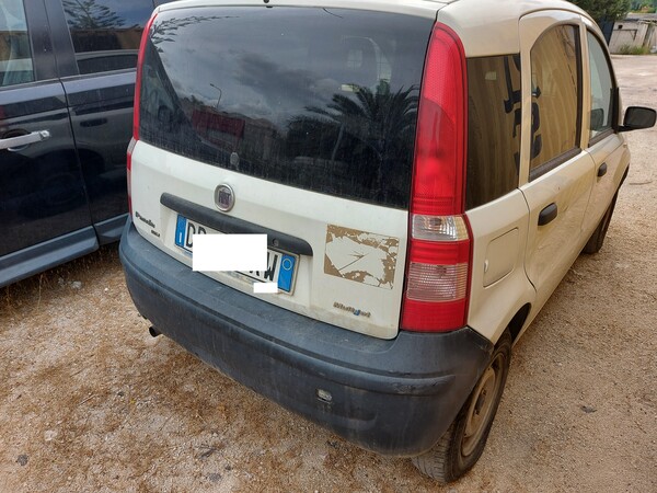 16#7441 Autocarro Fiat Panda Van in vendita - foto 3