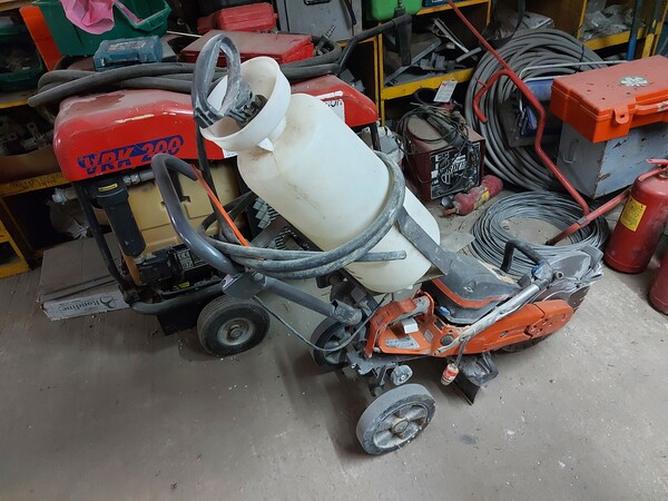 5#7441 Sega tagliasfalto Husqvarna in vendita - foto 1