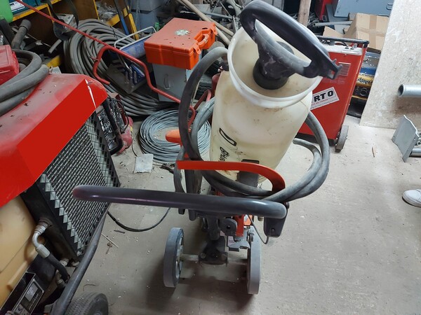 5#7441 Sega tagliasfalto Husqvarna in vendita - foto 2