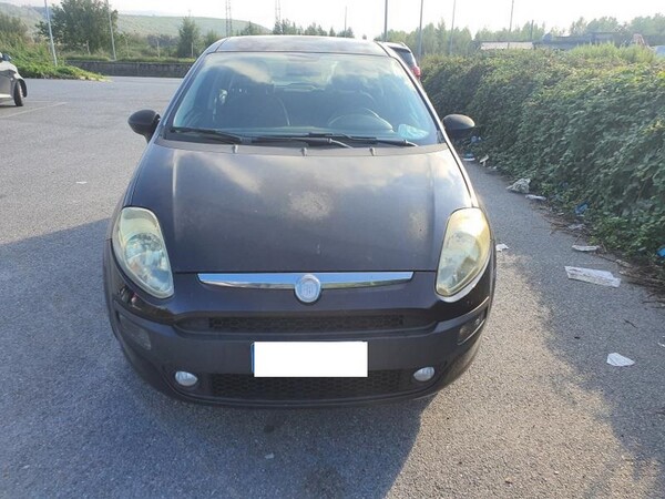 1#7446 Autovettura Fiat Punto in vendita - foto 1