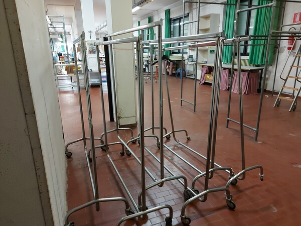 6#7447 Ferri da stiro professionali con caldaia in vendita - foto 4