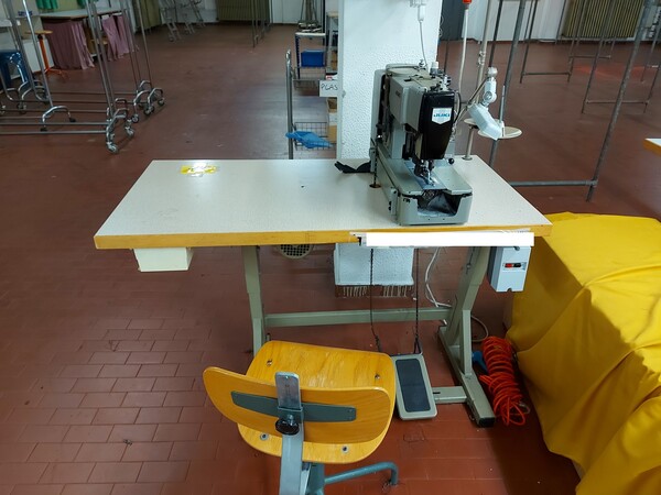 7#7447 Macchine da cucito Pfaff e attaccabottoni in vendita - foto 18