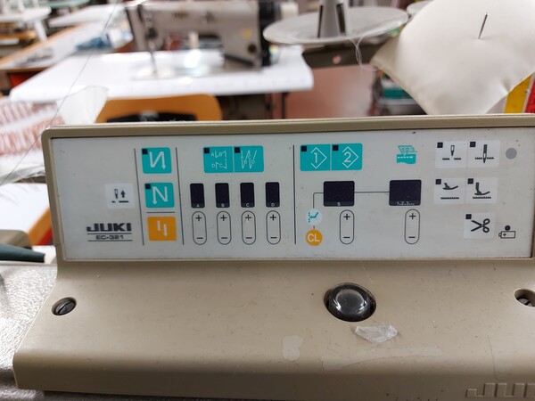 7#7447 Macchine da cucito Pfaff e attaccabottoni in vendita - foto 62