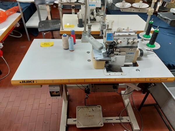 7#7447 Macchine da cucito Pfaff e attaccabottoni in vendita - foto 78