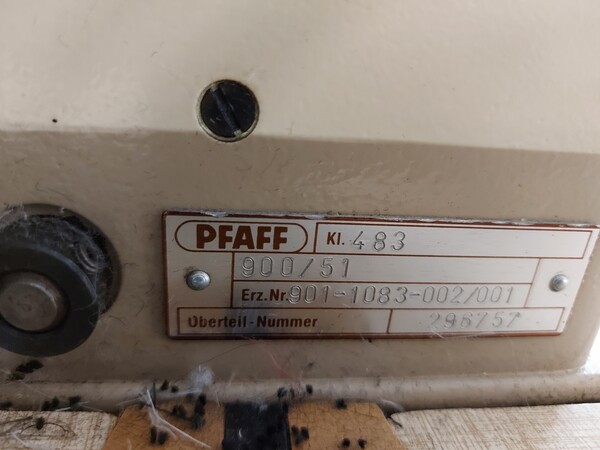 7#7447 Macchine da cucito Pfaff e attaccabottoni in vendita - foto 89