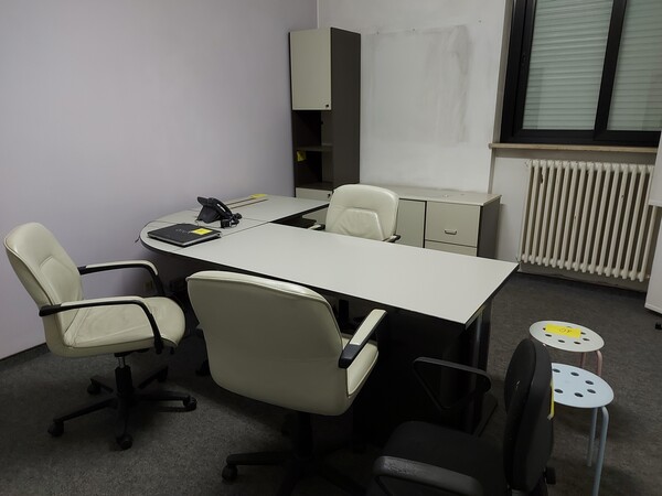 9#7447 Arredi e attrezzature elettroniche da ufficio in vendita - foto 1