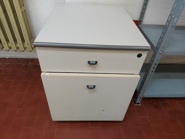 9#7447 Arredi e attrezzature elettroniche da ufficio in vendita - foto 36