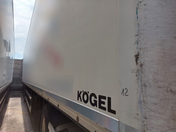 12#7456 Semirimorchio Koegel AGS18 in vendita - foto 1