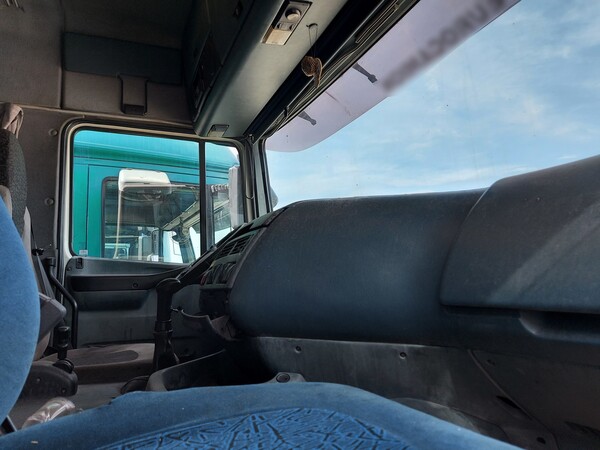 33#7456 Trattore stradale Daf FT XF95 in vendita - foto 8