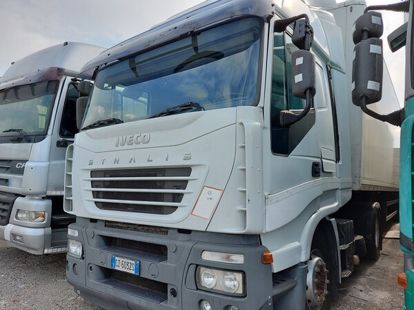 43#7456 Trattore stradale Iveco Stralis in vendita - foto 3