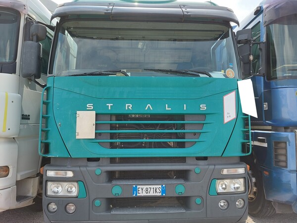 Autocarri in vendita