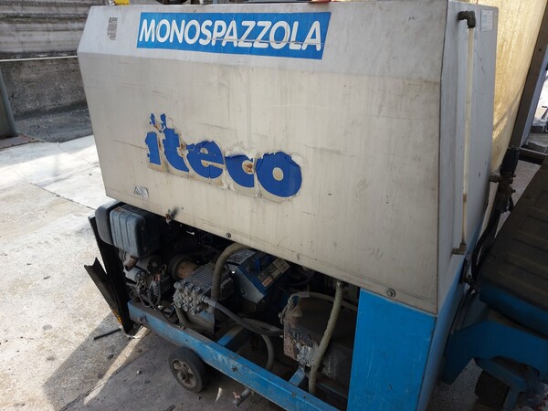 105#7457 Attrezzatura per lavorazione meccanica in vendita - foto 4