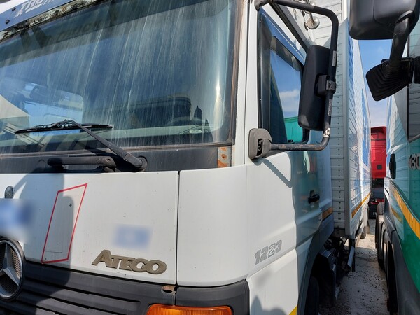 22#7457 Autocarro Mercedes MB1223L in vendita - foto 3