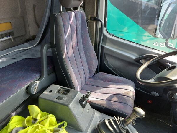 22#7457 Autocarro Mercedes MB1223L in vendita - foto 11