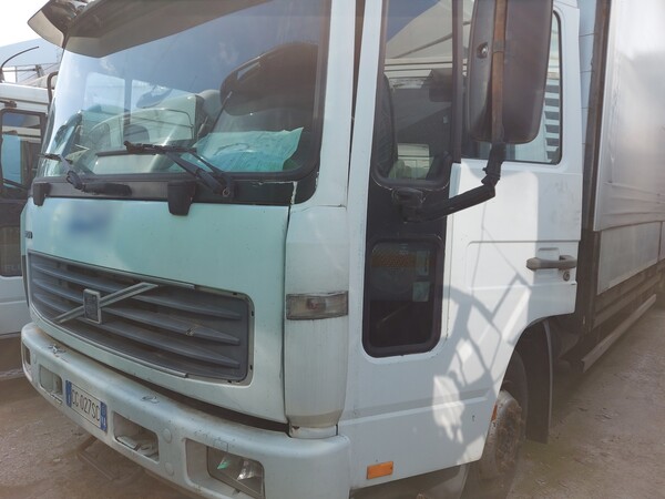Autocarri in vendita
