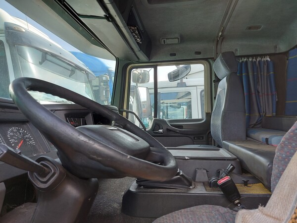 29#7457 Autocarro Volvo FL6 250 A12 in vendita - foto 13