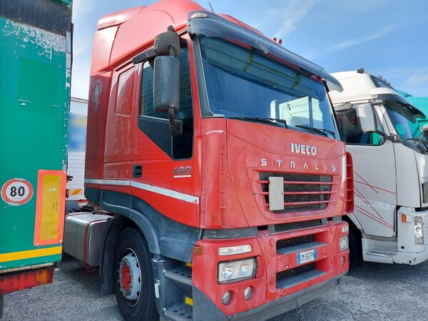 30#7457 Trattore stradale Iveco Stralis AS440ST in vendita - foto 4
