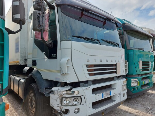 40#7457 Trattore stradale Iveco Stralis A440ST/71 in vendita - foto 4