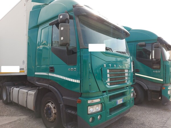 55#7458 Trattore stradale Iveco Stralis AS440ST in vendita - foto 3