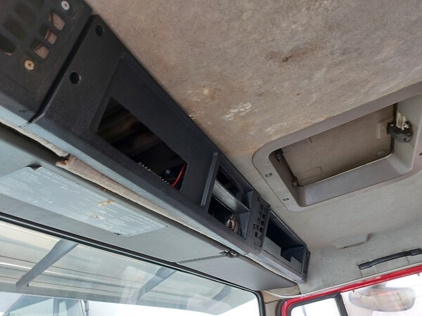 57#7458 Autocarro Volvo FL614 4X2 in vendita - foto 6
