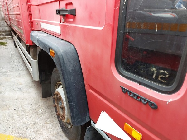 57#7458 Autocarro Volvo FL614 4X2 in vendita - foto 10
