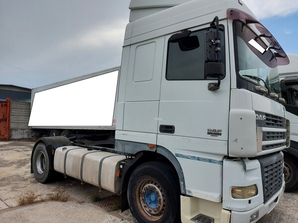 70#7458 Trattore stradale Daf FT XF95 in vendita - foto 4