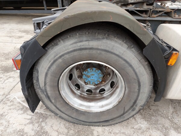 70#7458 Trattore stradale Daf FT XF95 in vendita - foto 6