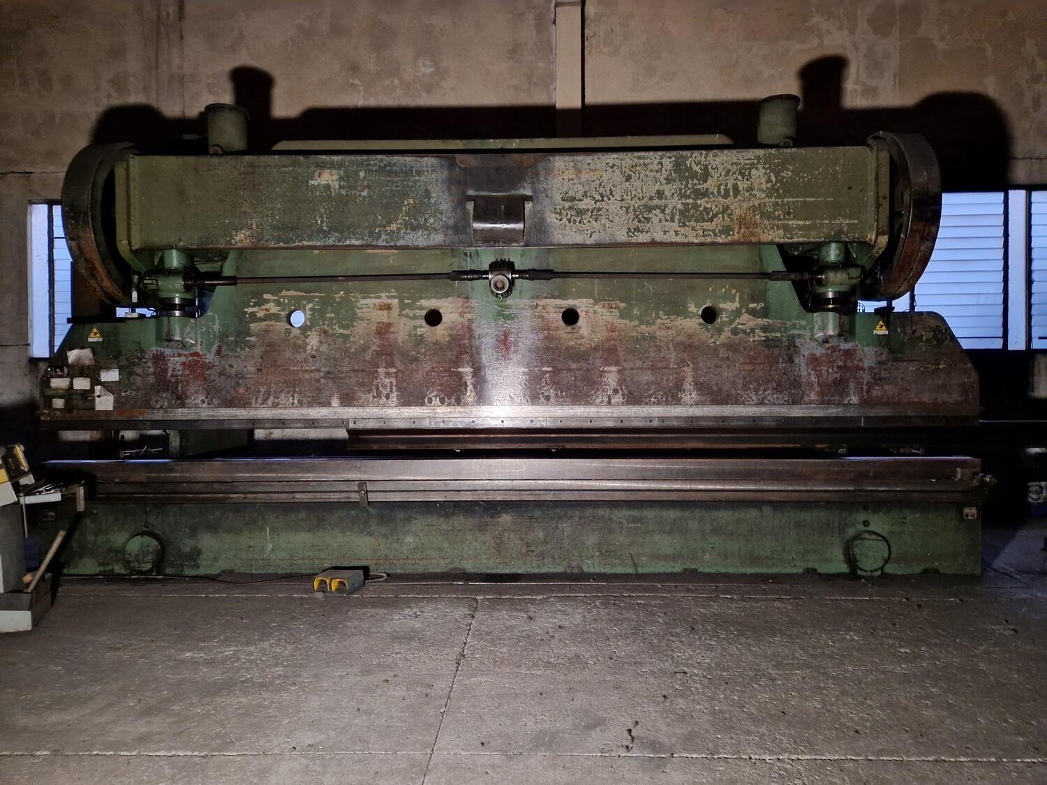 Lot CBC press brake