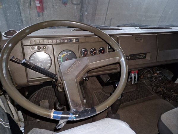 9#7460 Autocarro Iveco in vendita - foto 13
