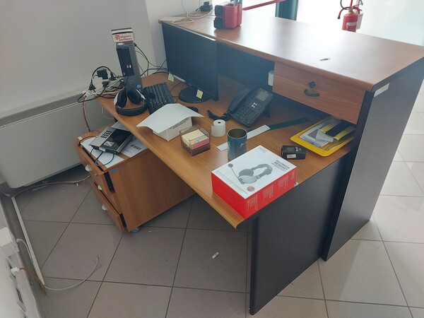 4#7466 Arredo da ufficio e negozio in vendita - foto 5