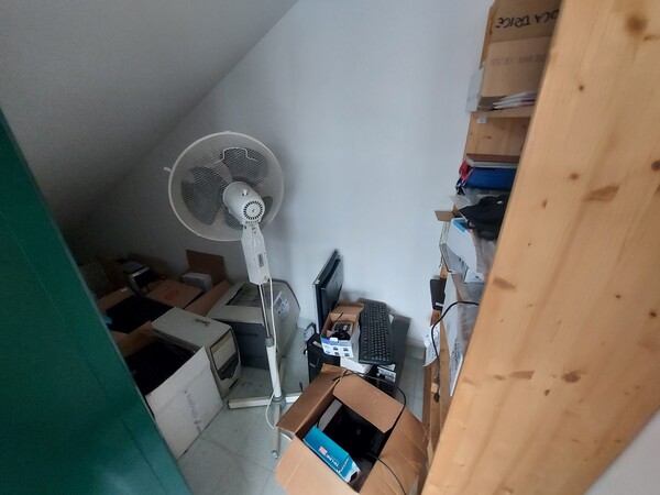 4#7466 Arredo da ufficio e negozio in vendita - foto 11