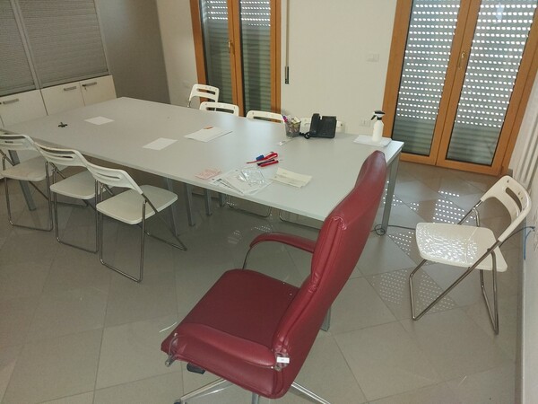 4#7466 Arredo da ufficio e negozio in vendita - foto 18