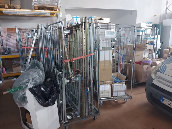4#7466 Arredo da ufficio e negozio in vendita - foto 30