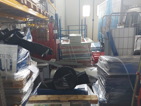 4#7466 Arredo da ufficio e negozio in vendita - foto 41