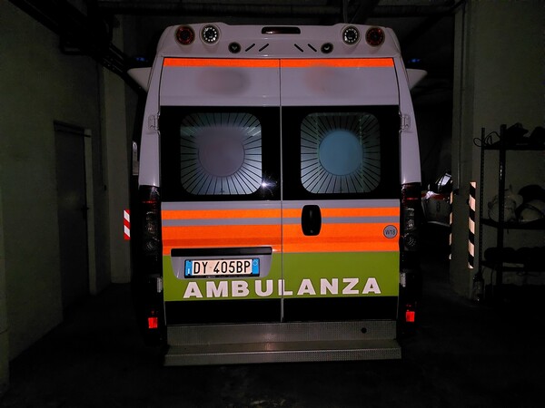1#7479 Veicoli di soccorso d'emergenza attrezzati e materiale medico in vendita - foto 127